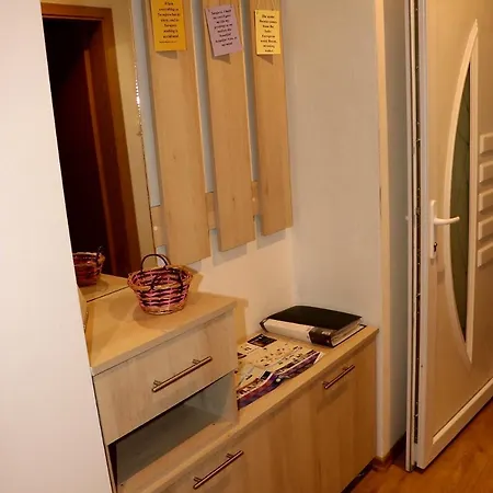 Benjo Apartment